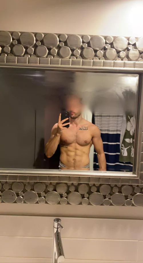 (M) Post workout 🚿 join me next time?