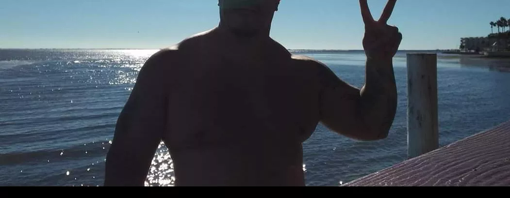 (m) ready for the beach plz