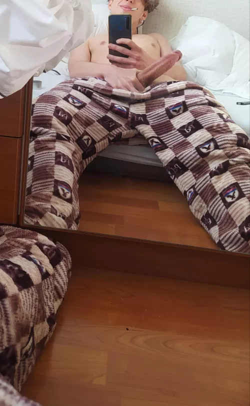 (M21) hope you like some Italian meat