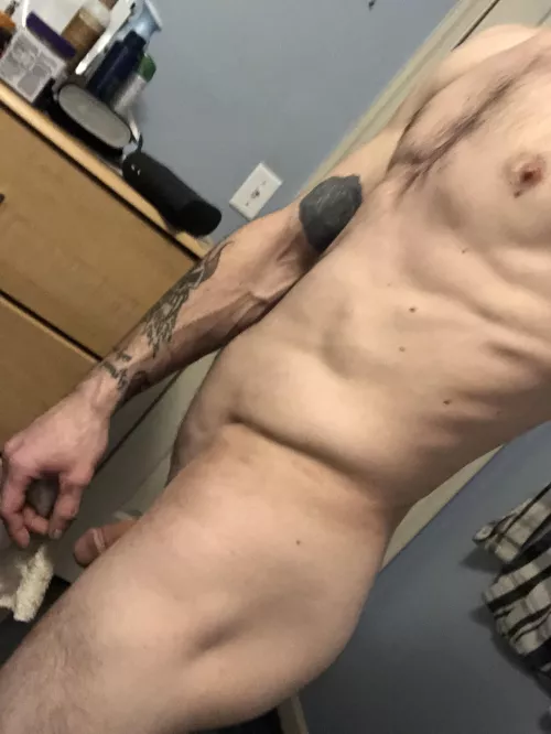 (M32) Do I have a nice ass?
