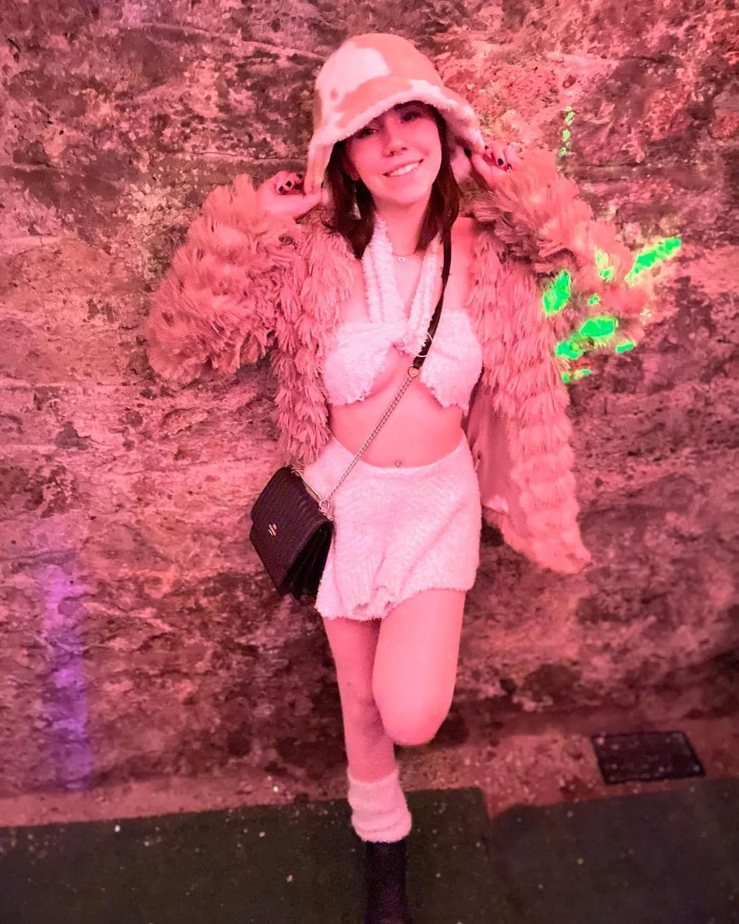 made this skirt n top ☺️