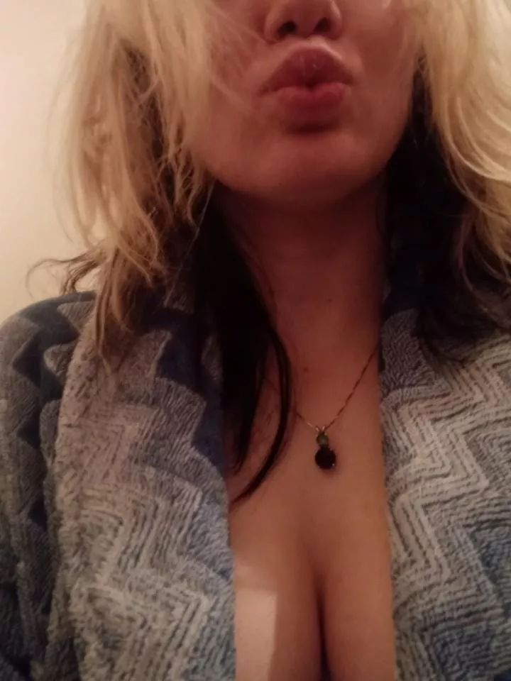 Making a big announcement in a few hours! Happy 420 😇😇🐰🐇-The Wife