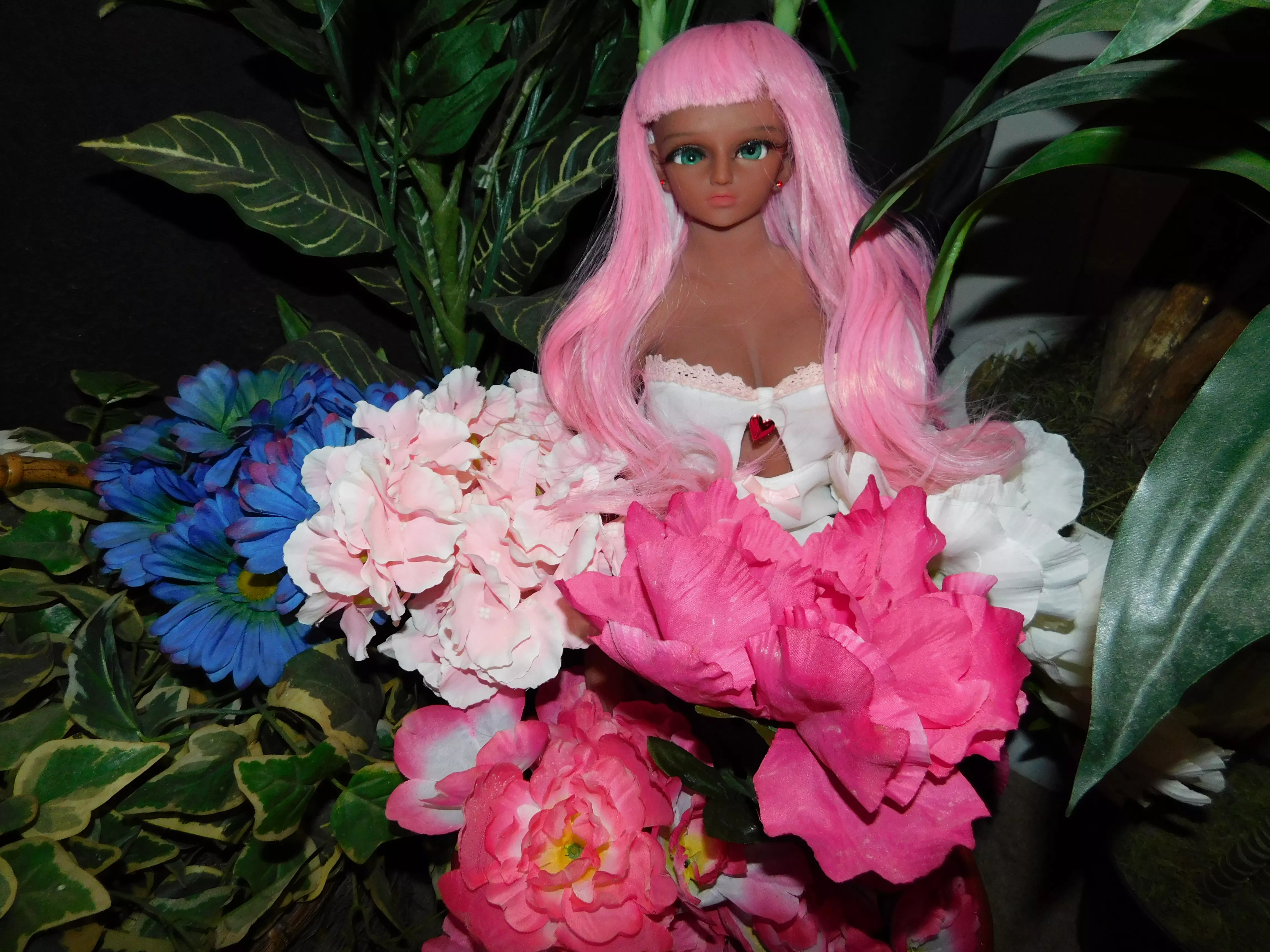 Masami Catches Aiko Playing In Our Flowers Again! 🕵️‍♀️