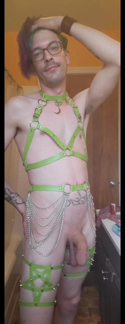 Match my green? 😜