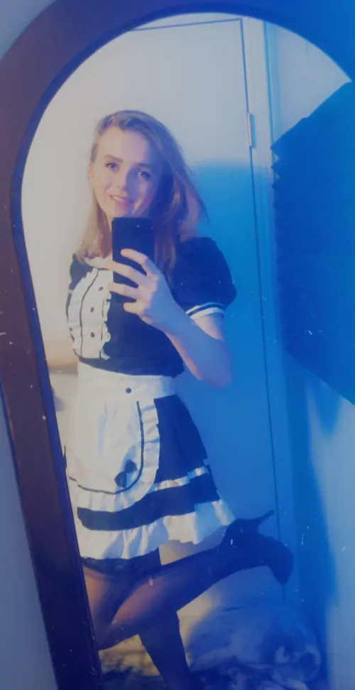 May I be your maid? 🥺