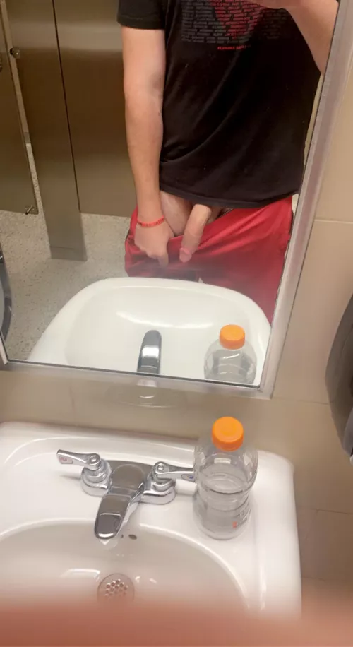 meet me in the bathroom 😈😈