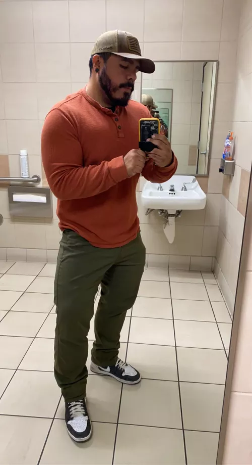 Mid day work selfie.