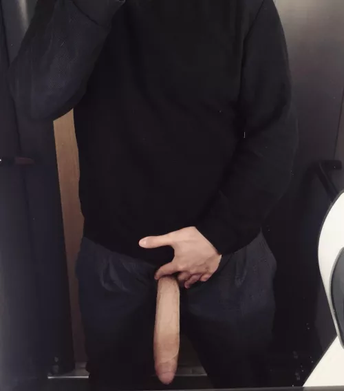 Mirror helps me realise how huge it really is! pm welcome