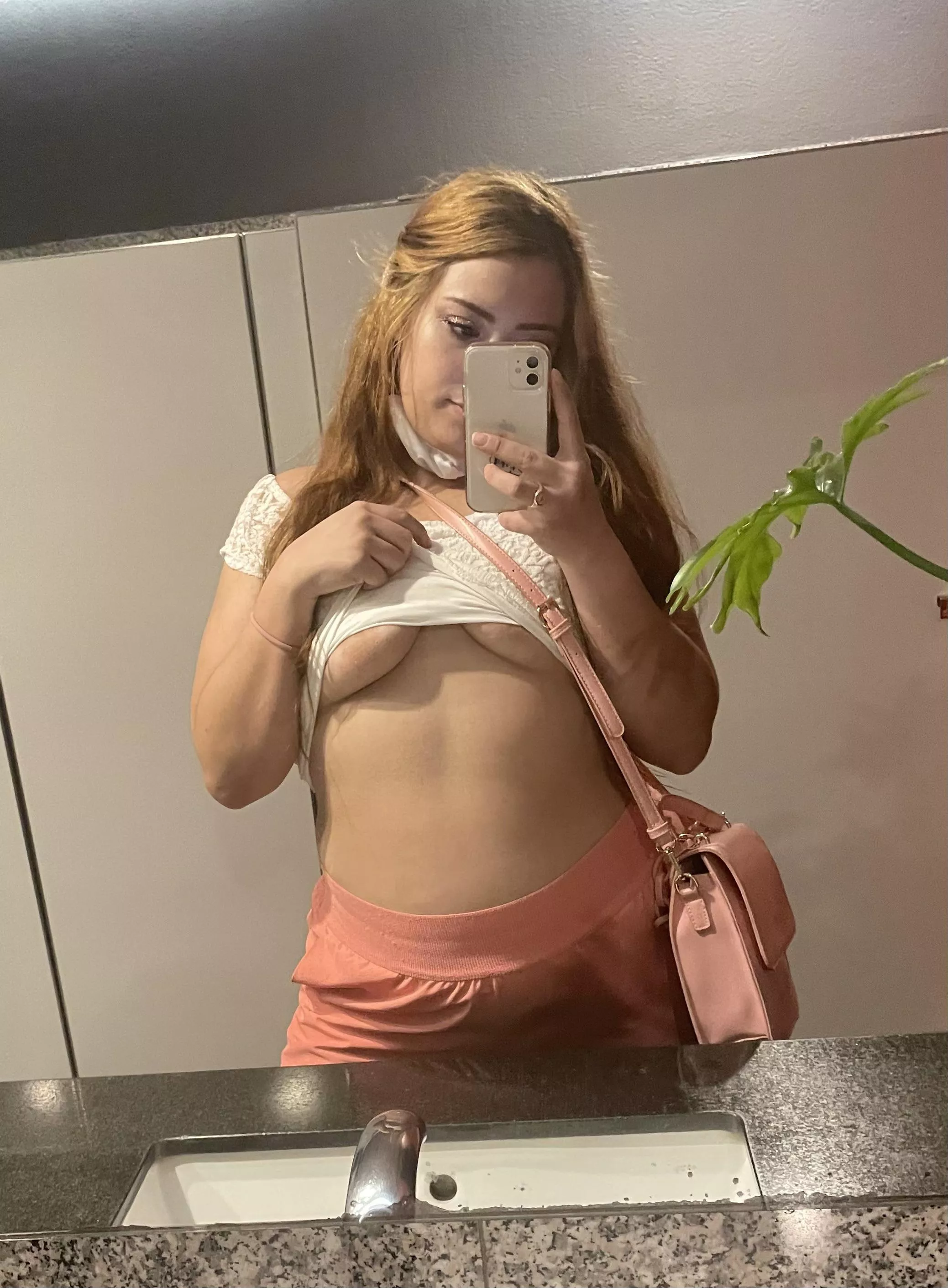 Misbehave with me 😼 FREE subscription 😘💕