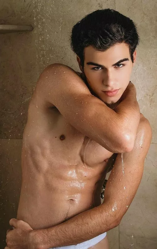 Model: Brandon...Pic posted with permission from the photographer 📸 Jordan Ferreira