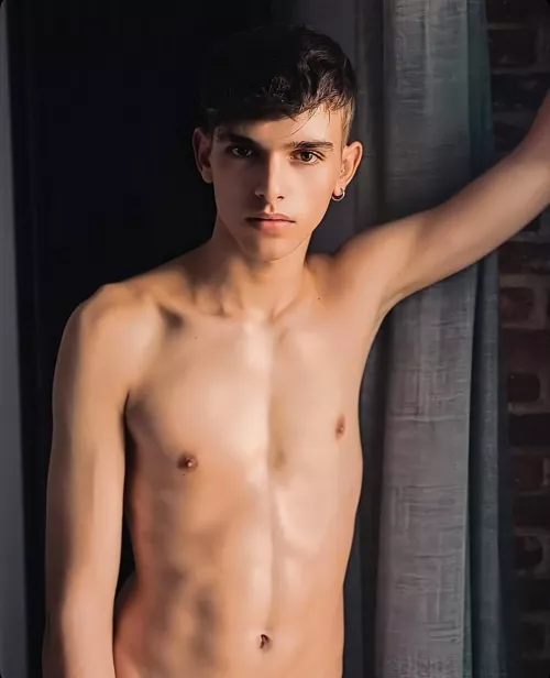 Model: Sergio...pic submitted by photographer 📸 Jordan Ferreira