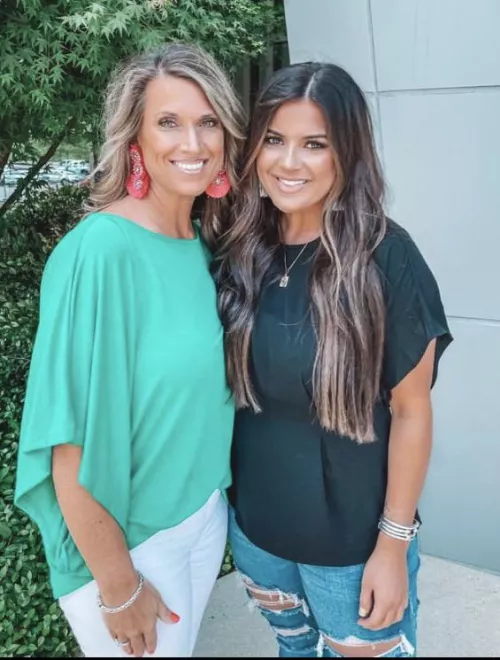 Mom or daughter?