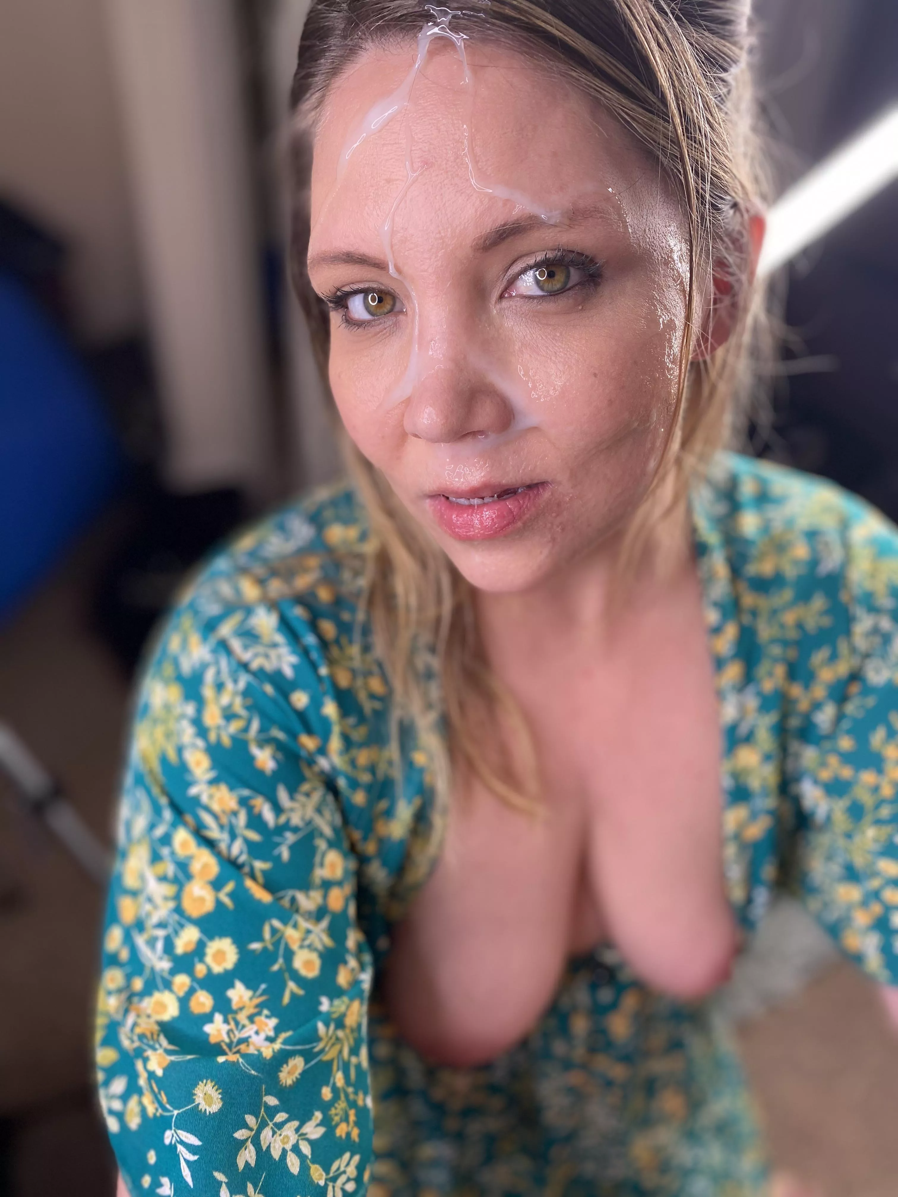 Mommy got a face full 💦