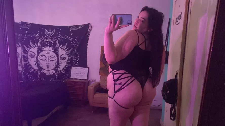 mommy have new straps, join me to see them in action ;)