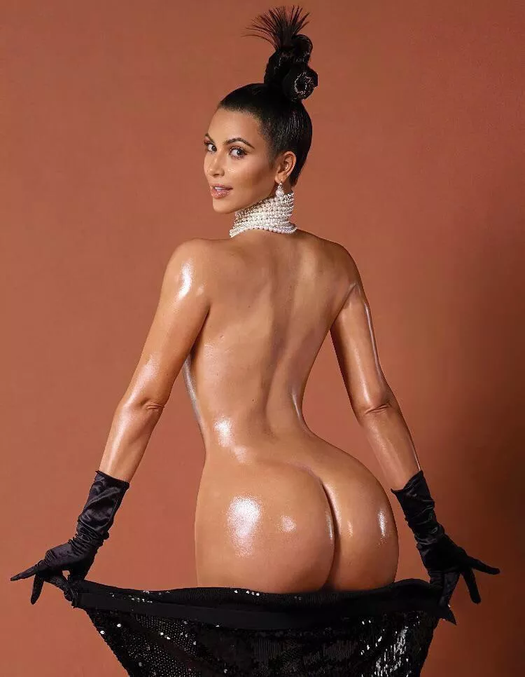 Mommy Kim K is a size queen. Thats why she loves getting her shithole rammed by my bullies big cocks while humiliating me. Pm me for rp