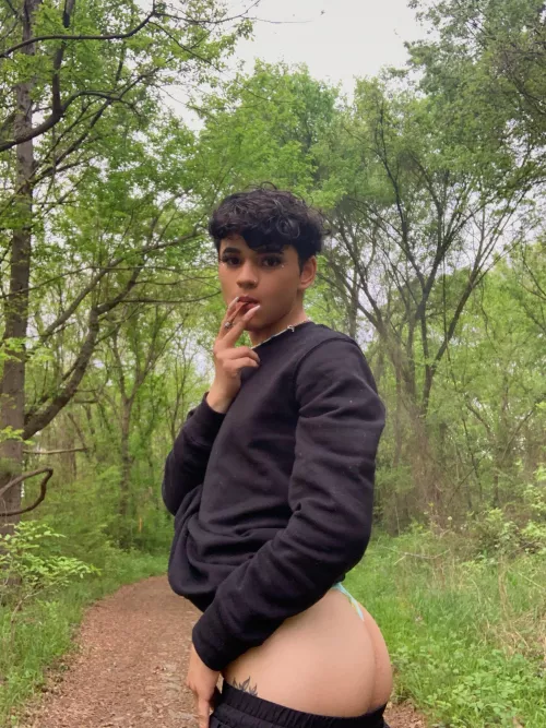 Monday Easter Egg 🥚💗