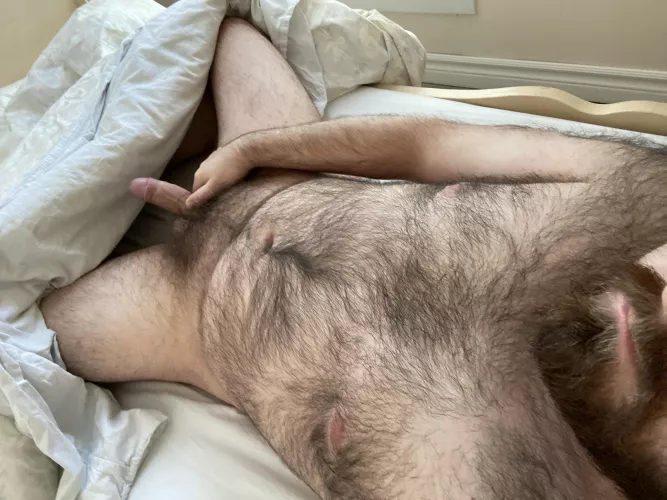 Morning bears! 🐻 who’s up? 😈