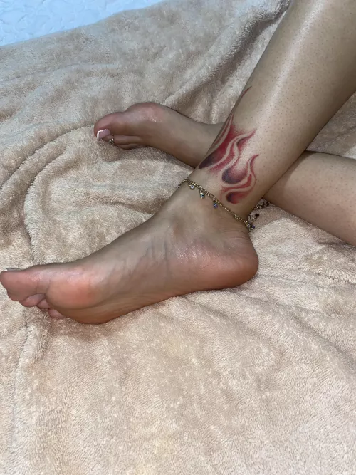 Morning Feet Need Them Sucked 😈😍👅