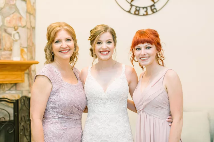 Mother, Daughter-in-law (m), and Daughter (r)