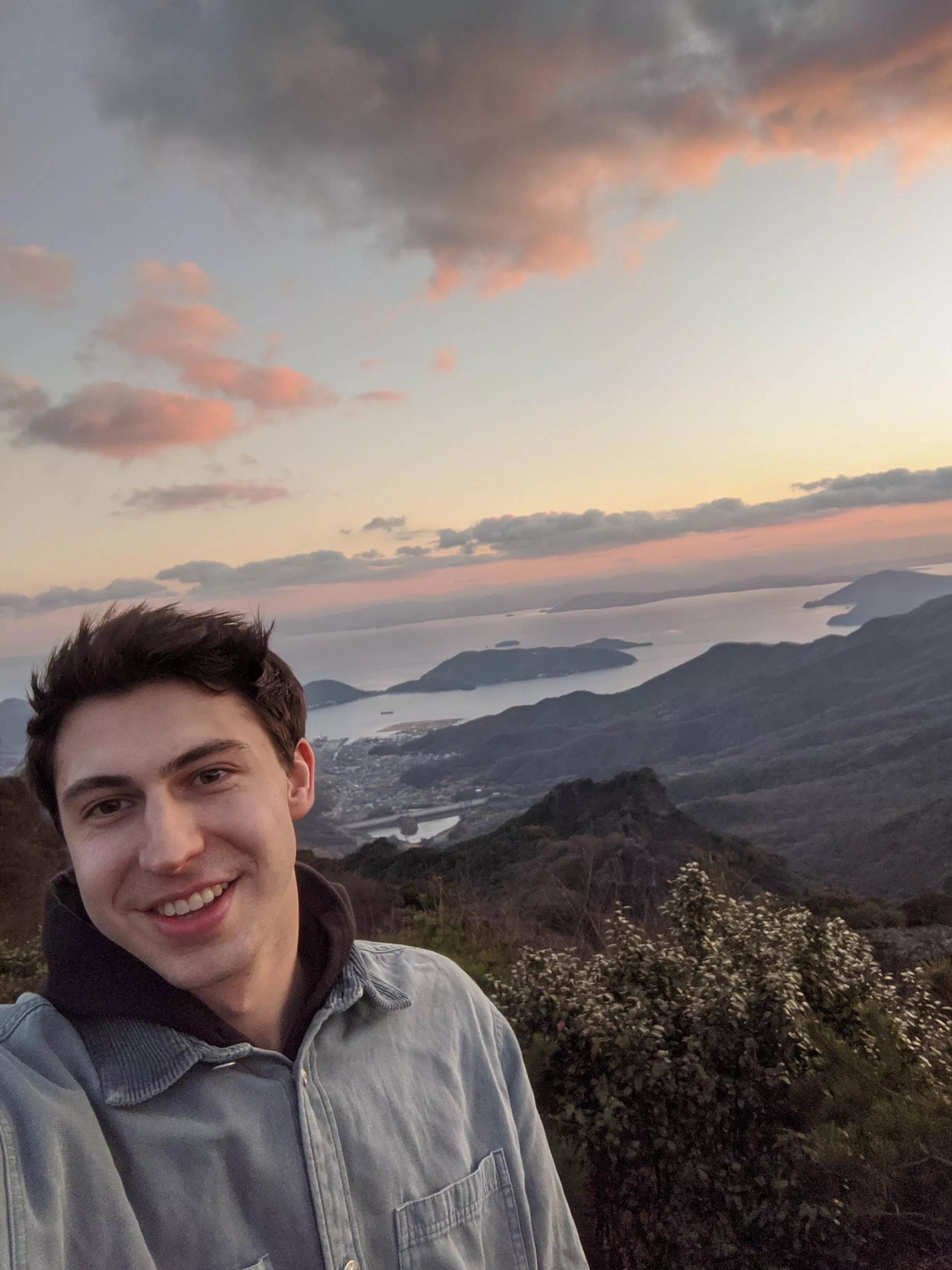 Moved to Japan for school, every day I'm in awe of all the beauty here Moved to Japan for school, every day I'm in awe of all the beauty here