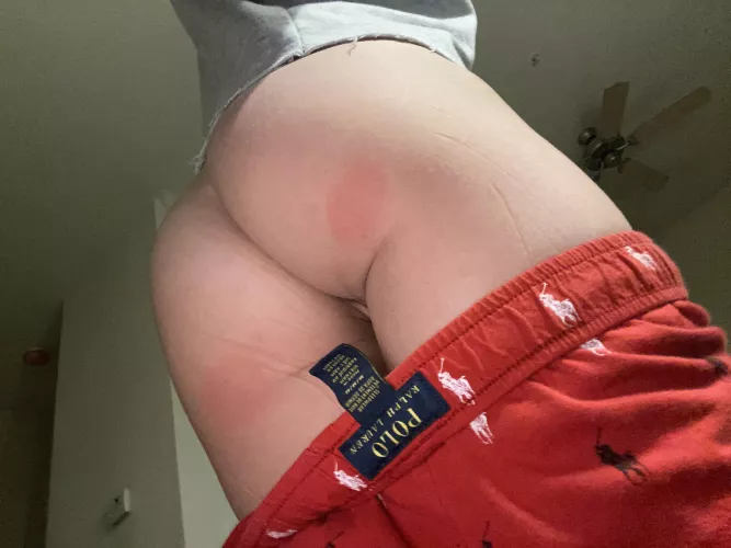 My cheeks are red from sitting on a chair lol😋😇😈