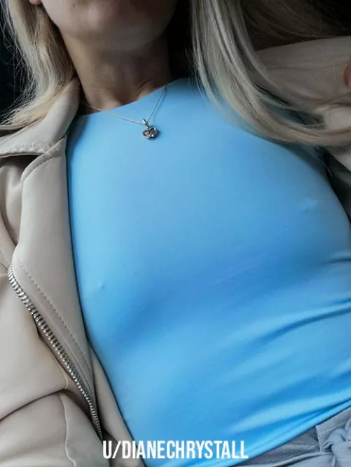 My cute tiny titties without bra! Do you like them? 😜