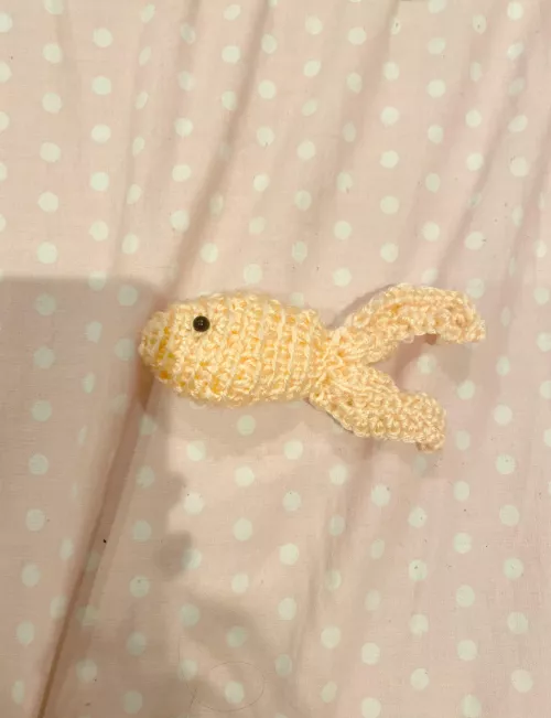 My daddy loves fishies so I made one for him!! 🐠 (it doesn’t look like the one in the tutorial video though...)