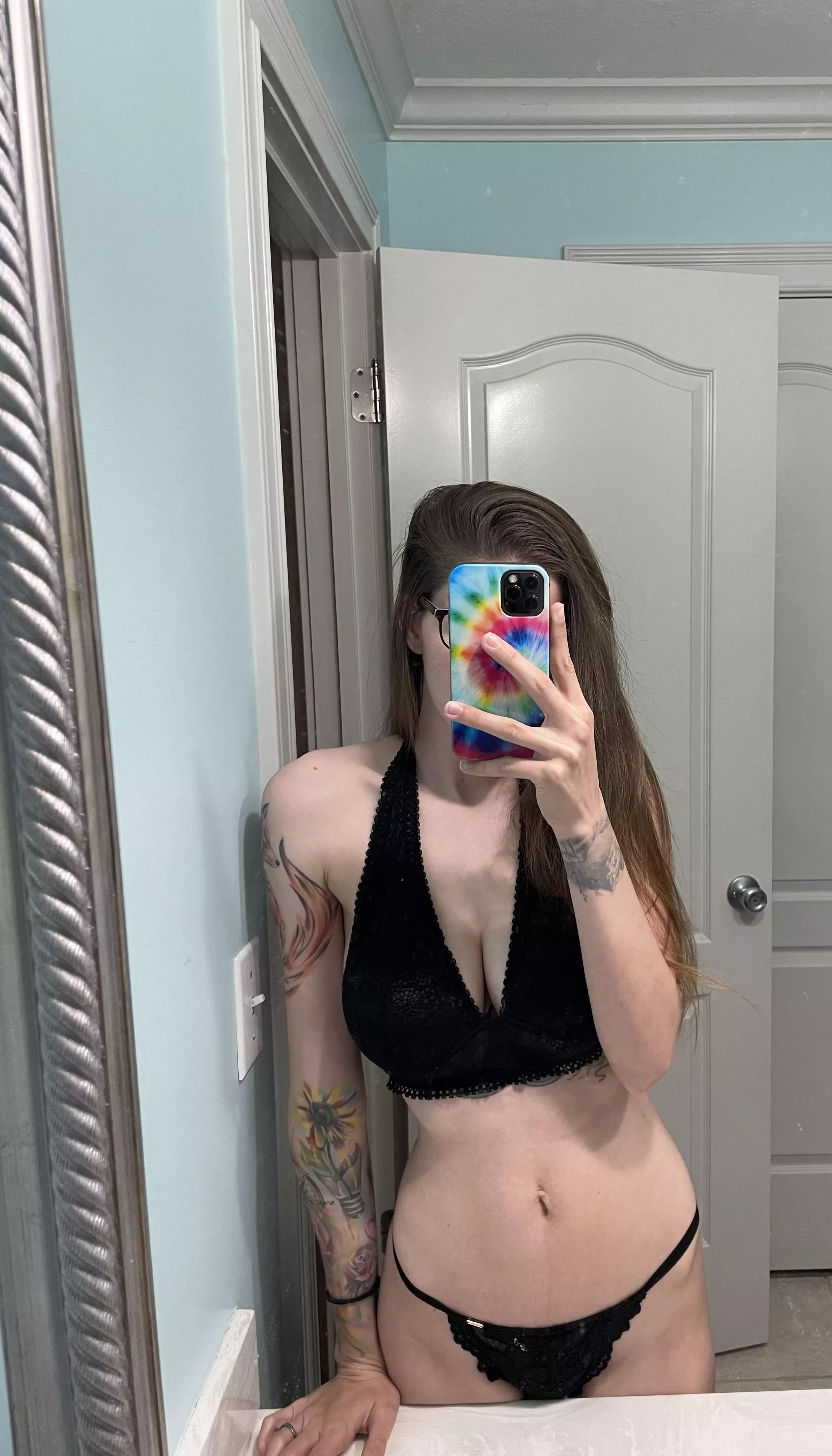 my favorite color 🖤