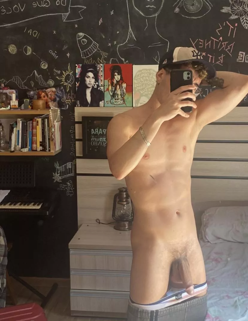 my favorite part before sucking is u licking all over my body 😎👅