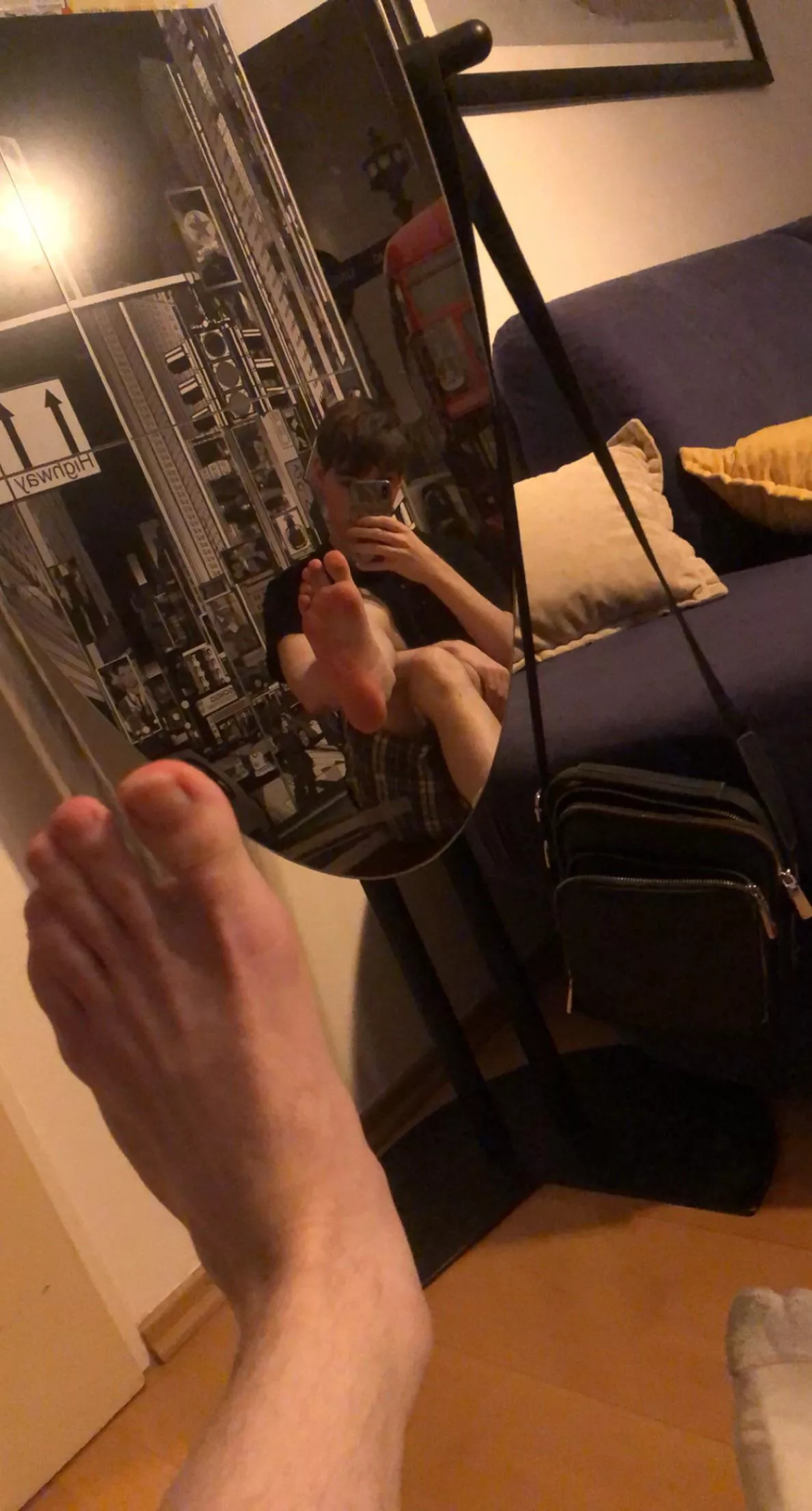 My feet~ hwat do you think?⭐??