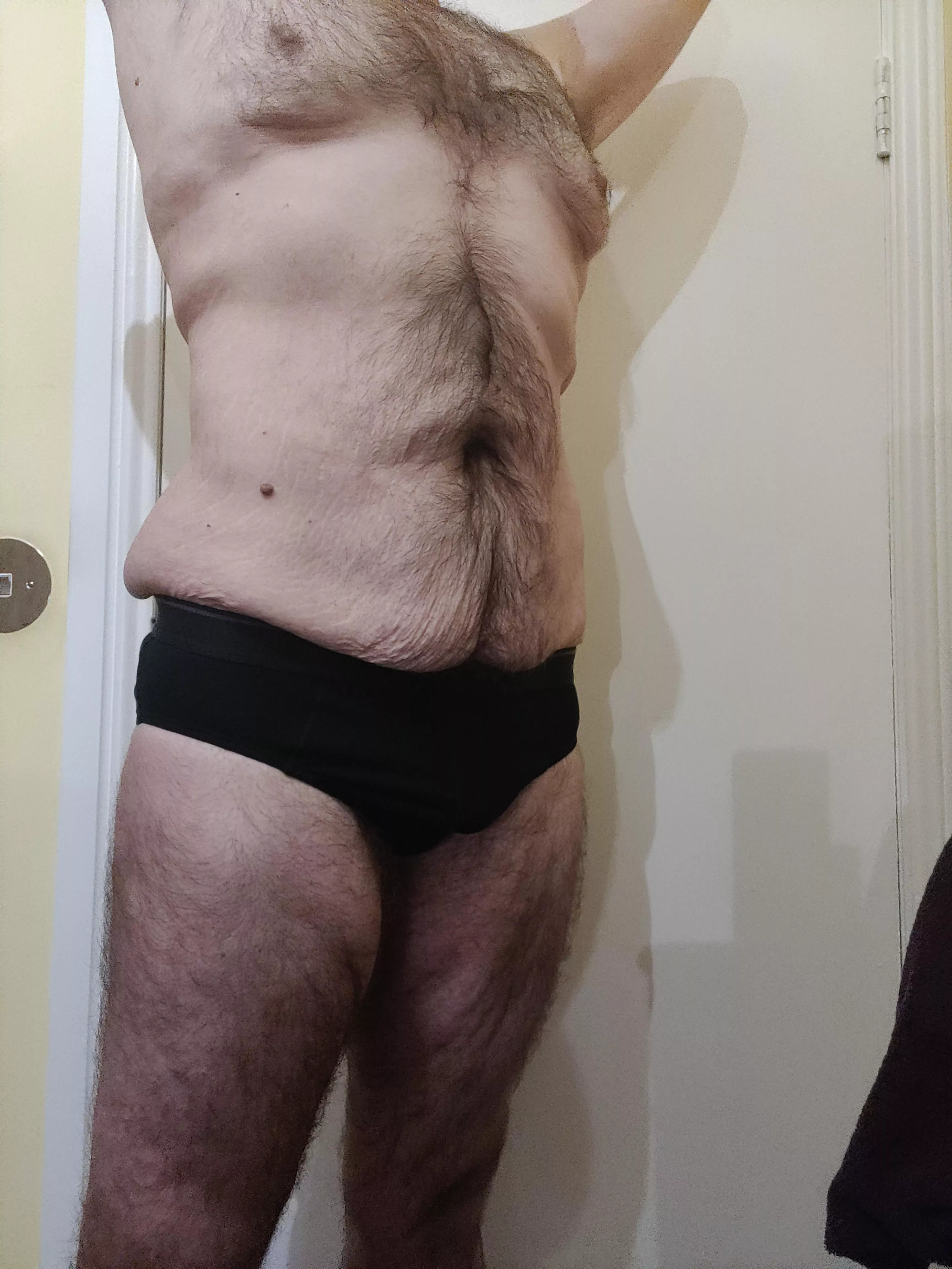 My first time having a pic of my body that I like enough to share, hope you enjoy!