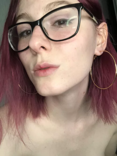 My freckles get bigger in the spring , and so does my sexual desire 😈😅