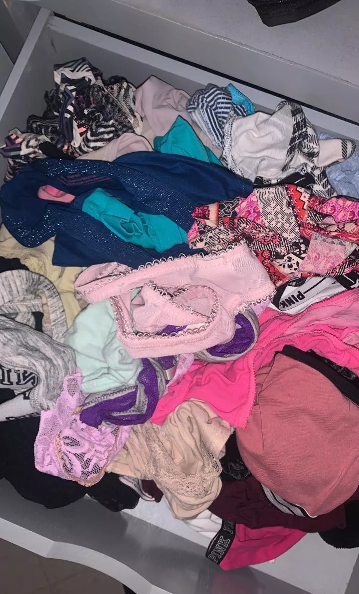 My friends drawer, she told me to post hers when I told her about my other posts