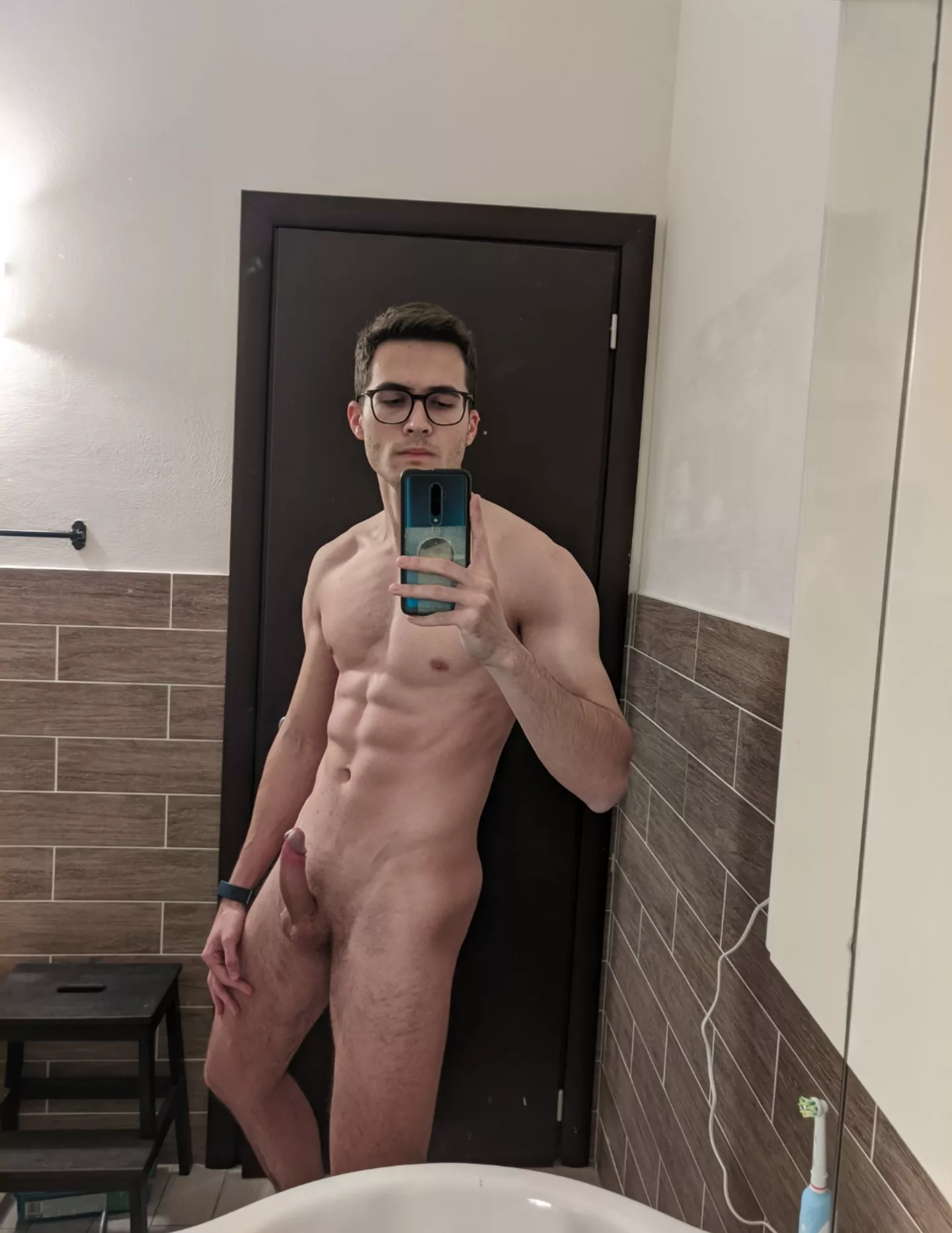 My girlfriend doesn't want to touch it ... Would you?