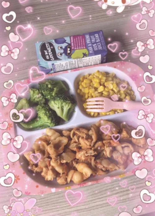 My lunch for today while I watch My Little Pony 😋