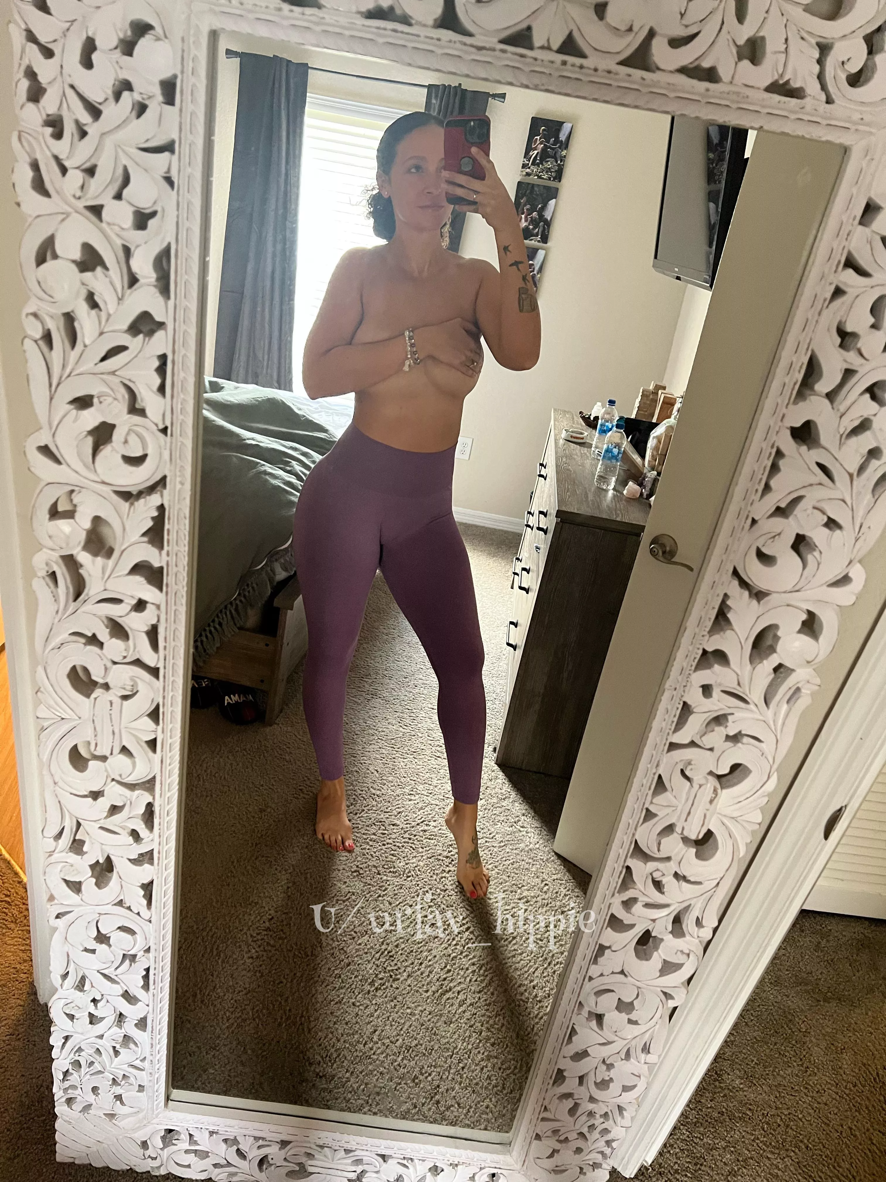 My mirror is kinda clean for once so I took a pic