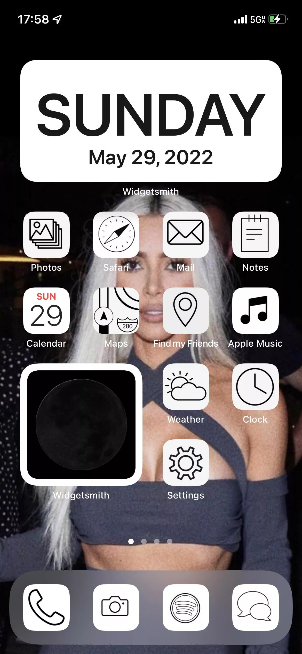 my new screensaver. all hail my new screensaver. all hail