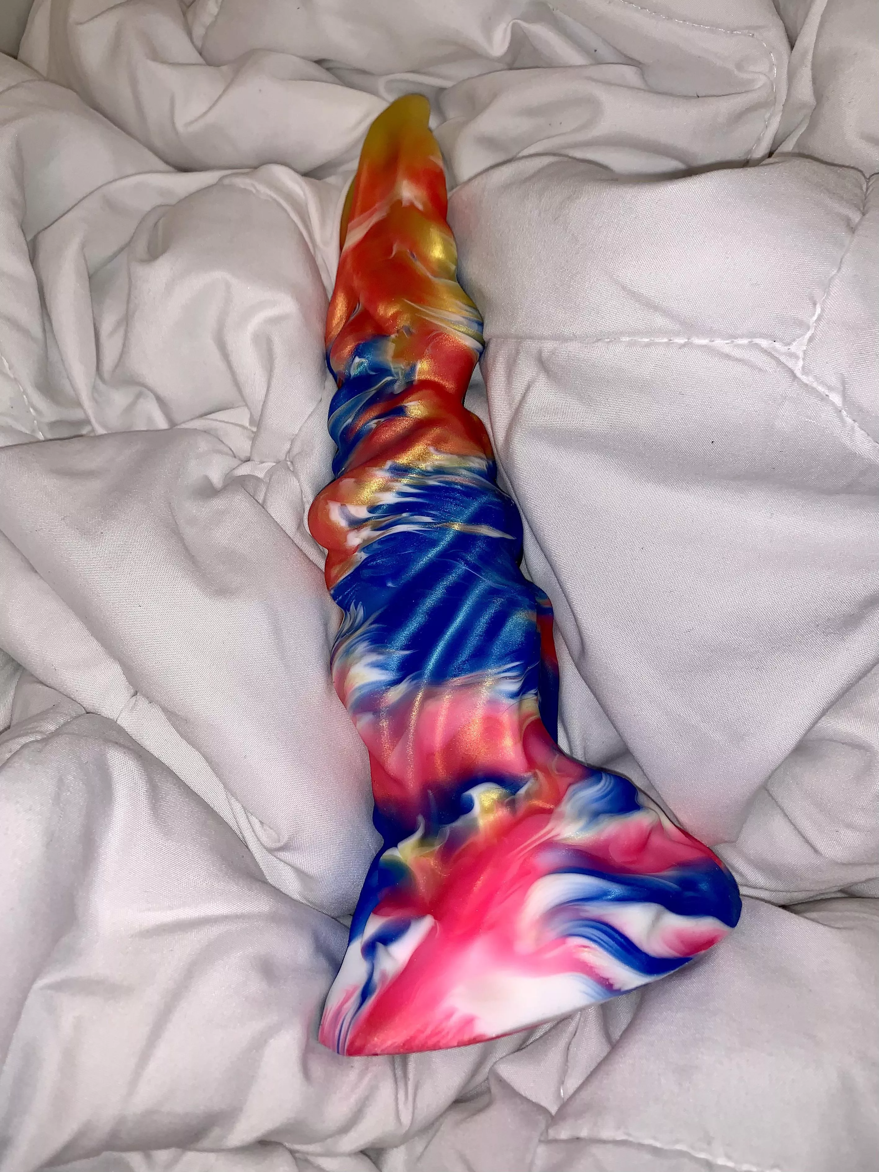 my new toy ready to stretch me (Quim the Conjurer medium by Neotori) my new toy ready to stretch me (Quim the Conjurer medium by Neotori)