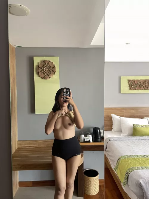 My OF only $5 a month!😈 fr33 sexting and dick rate😘 solo play/kink friendly/custom content❤️‍🔥link below!