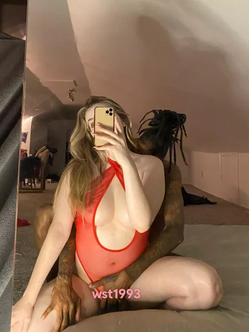 ⭐️🌟💫MY ONLYFANS IS $4 THIS WEEKEND ONLY. LOTS OF B/G CONTENT (BIG DICK🥵) AS WELL AS SOLO CONTENT! I have over 600 pics and videos on my page 💫⭐️🌟