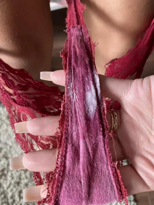 My panties get so creamy 👅