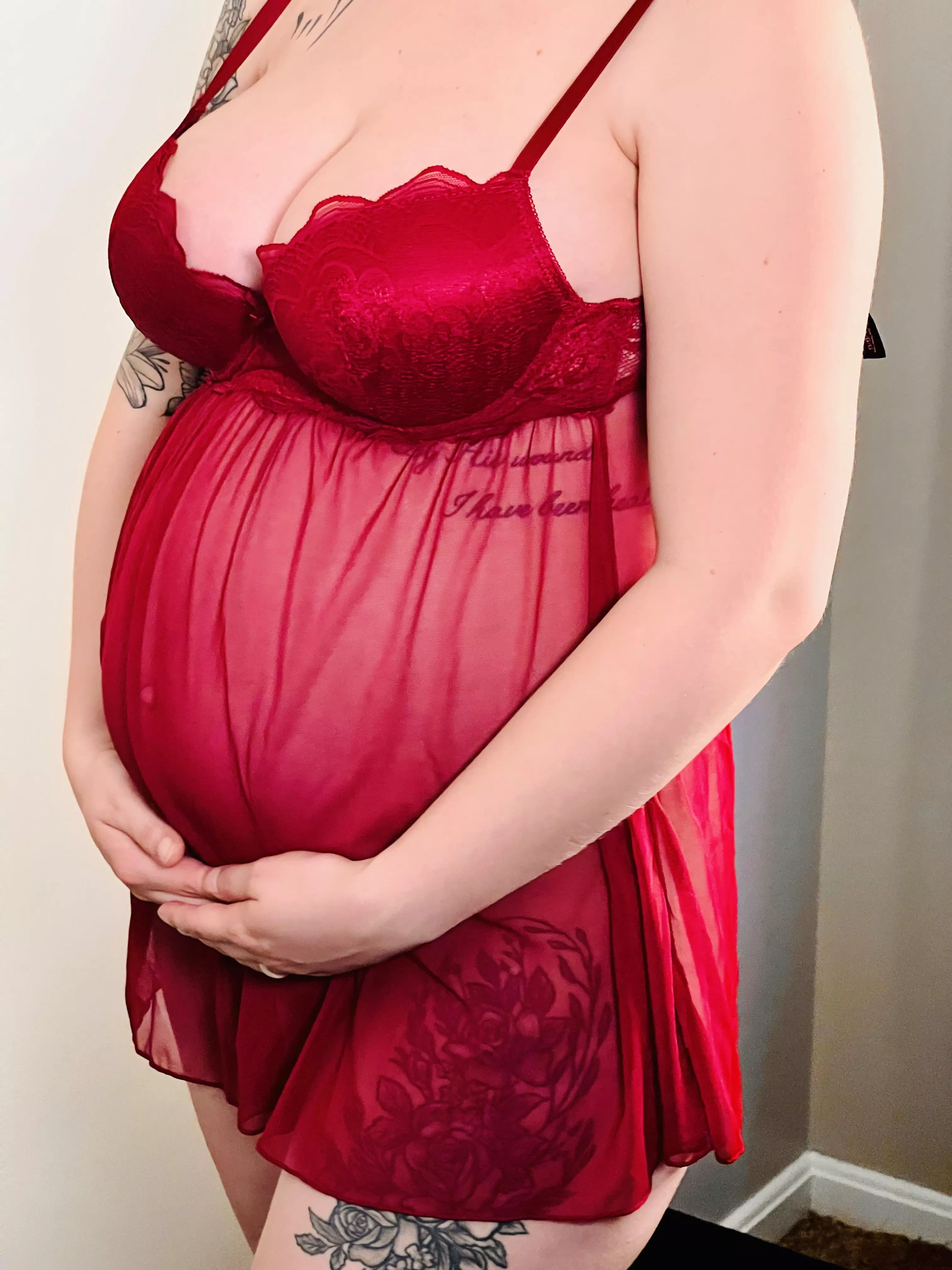 My sex drive is through the roof! Who’s gonna undress me first? My sex drive is through the roof! Who’s gonna undress me first?