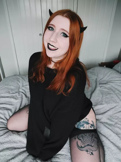 My stockings can also be blindfolds for tattoos apparently 😅 [F]