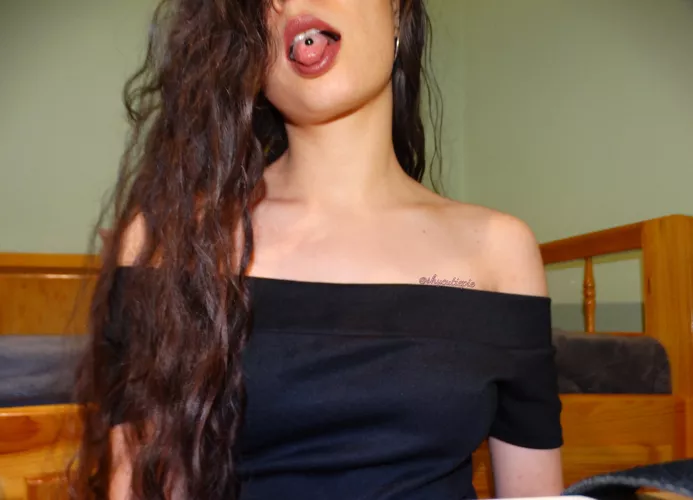 My tongue always gets me in trouble 😏