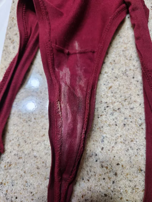 My workout panties, got pretty sweaty and made my kitty drool 🤤