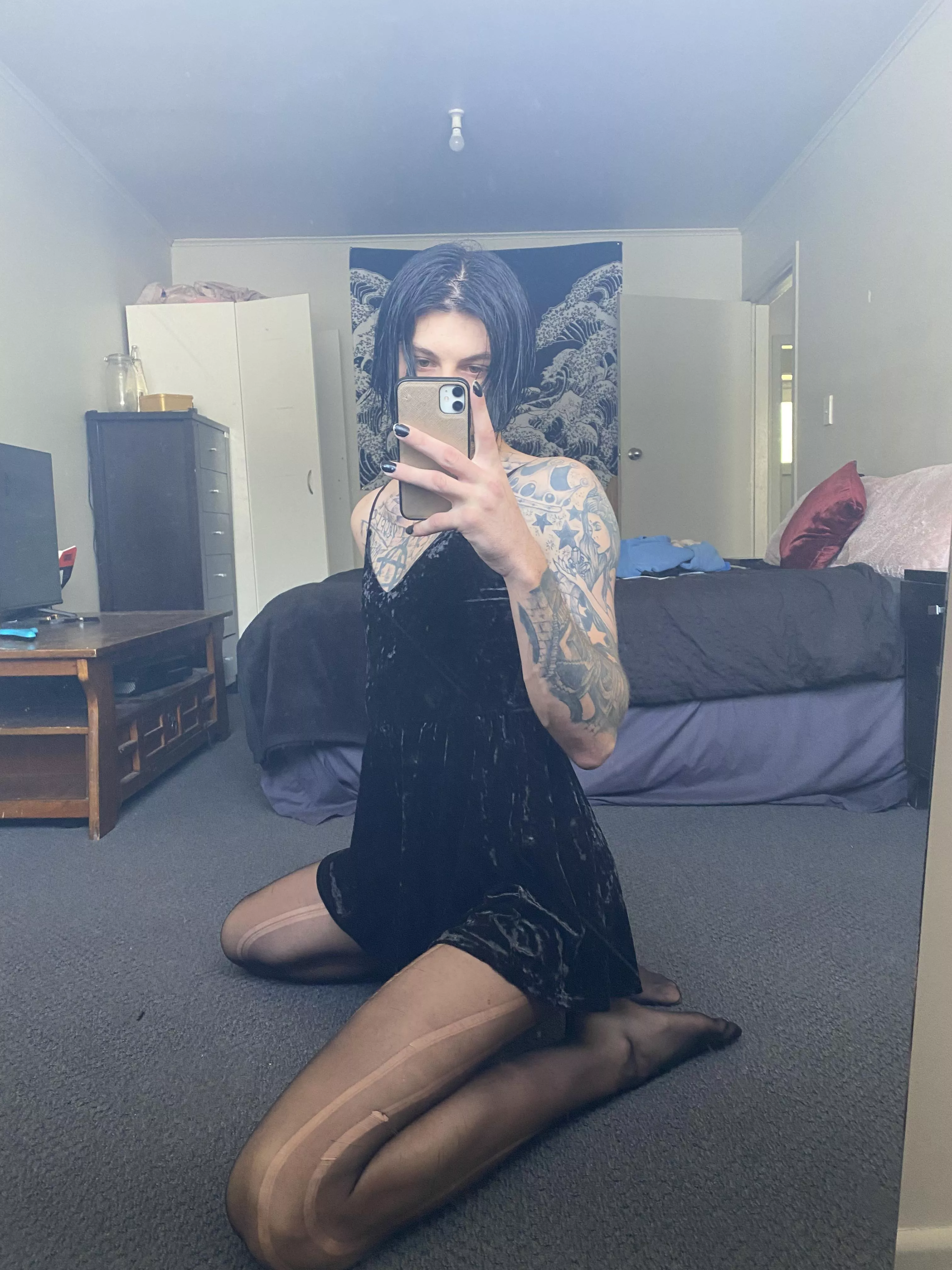 Name a femboy that doesn’t like stockings, I’ll wait x