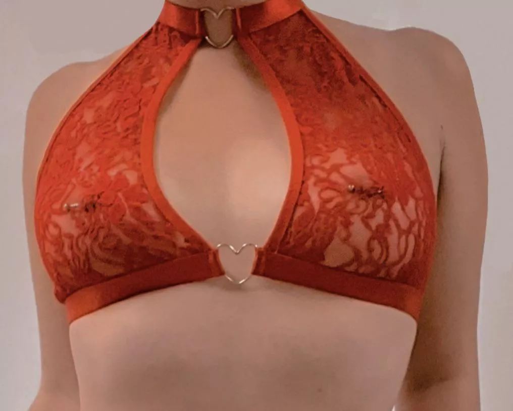 need some under the table support while you play games?