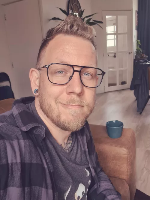 New glasses, who dis geek?