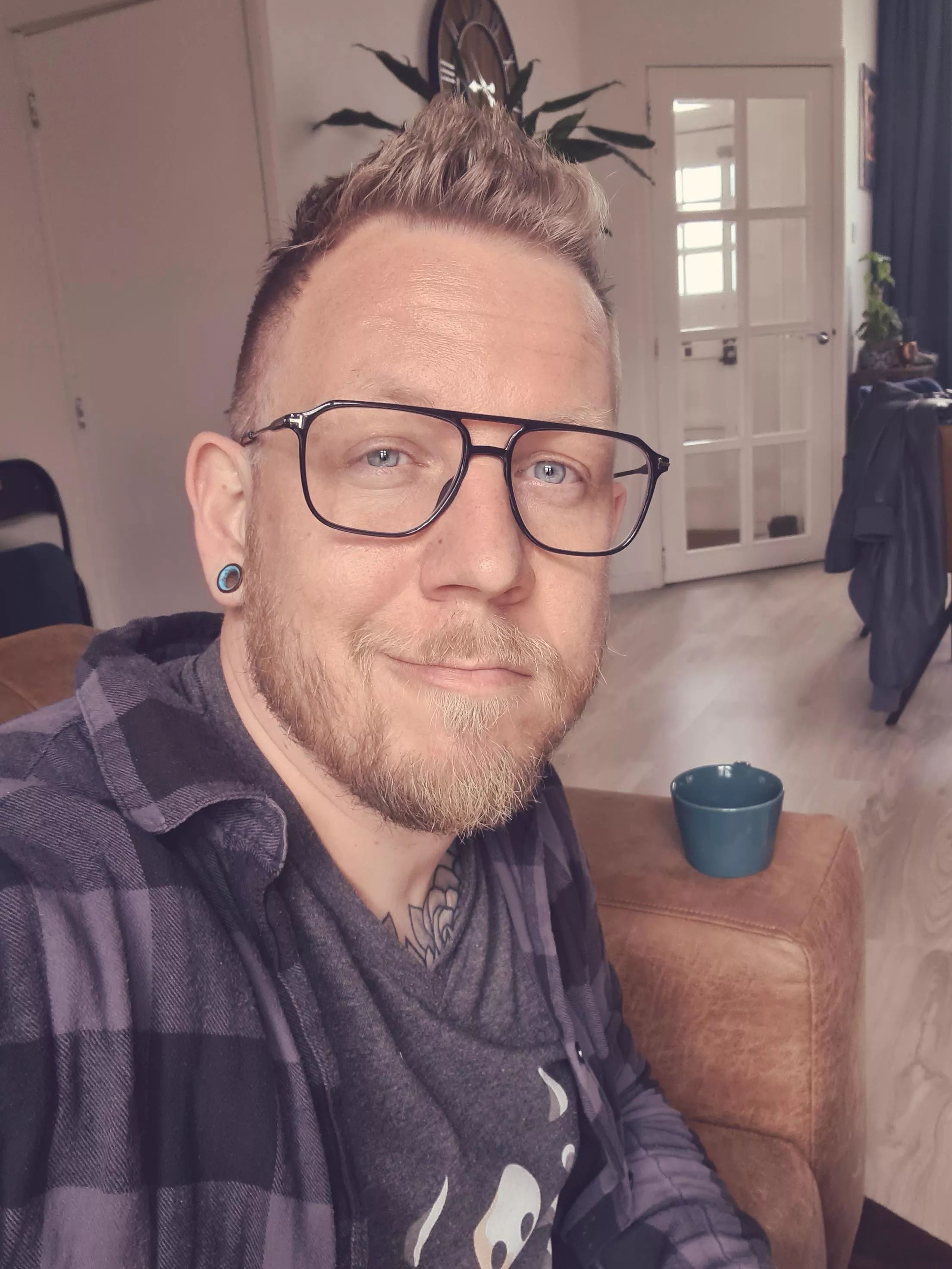 New glasses, who dis geek?