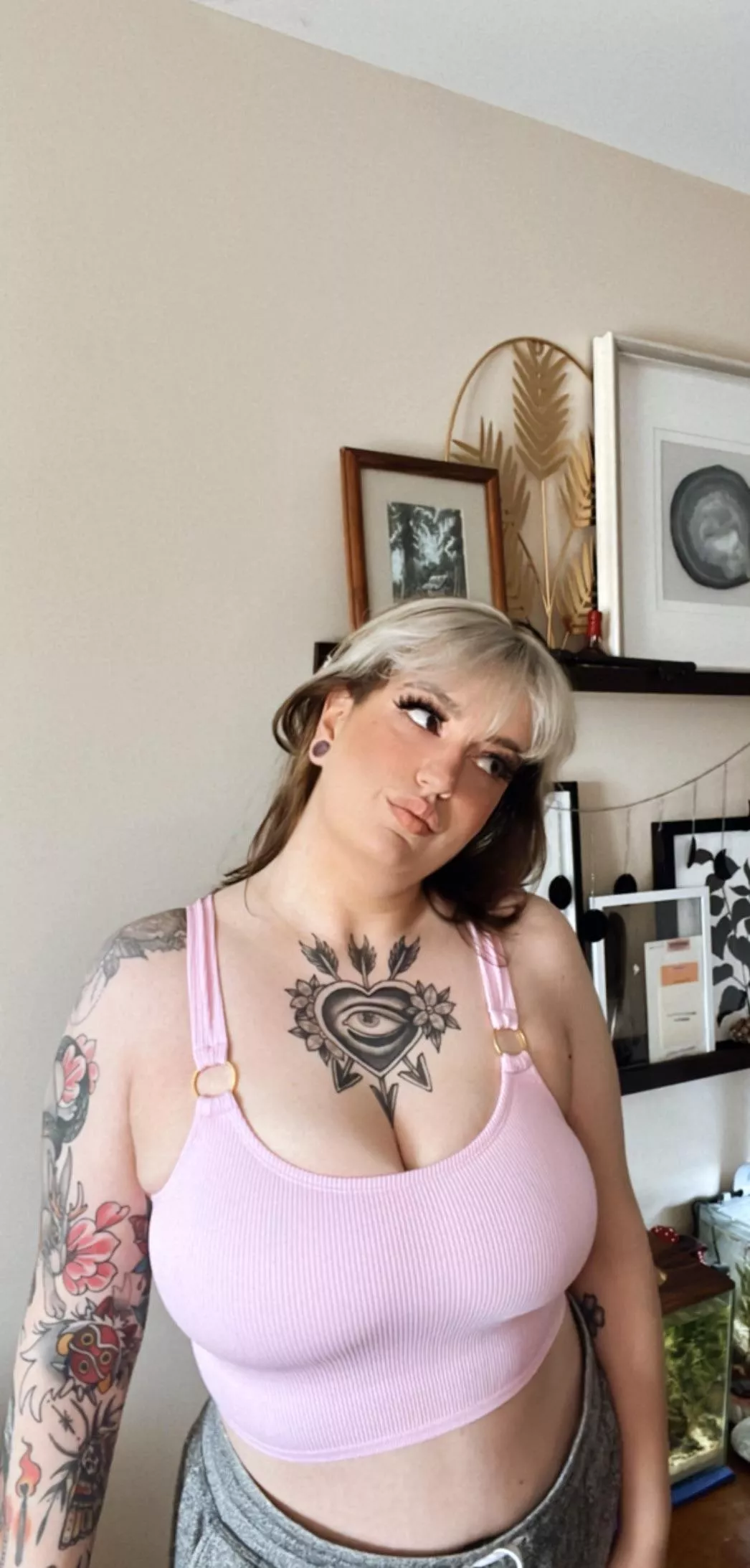 New pink piece 🌸😘